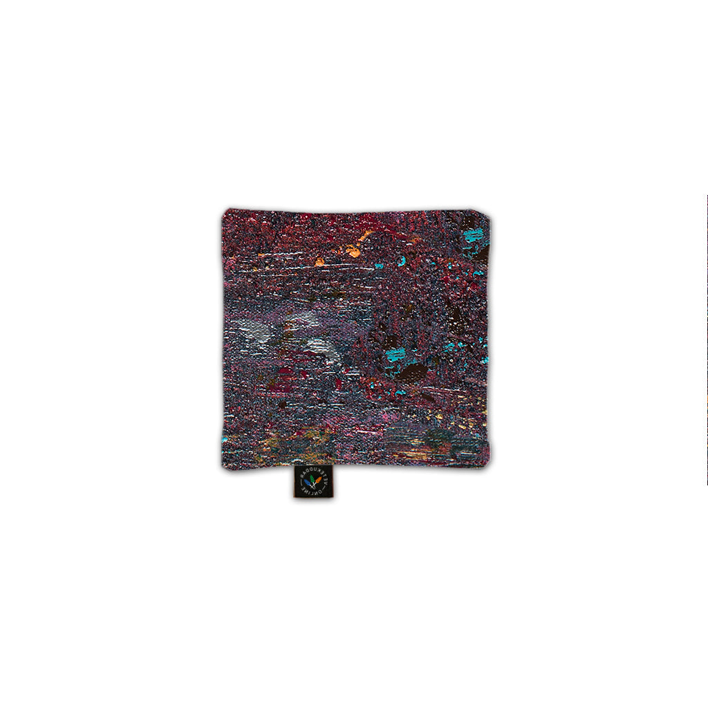 Vetekudde i mjukt och skönt satin - Vinröd - 16x16 cm